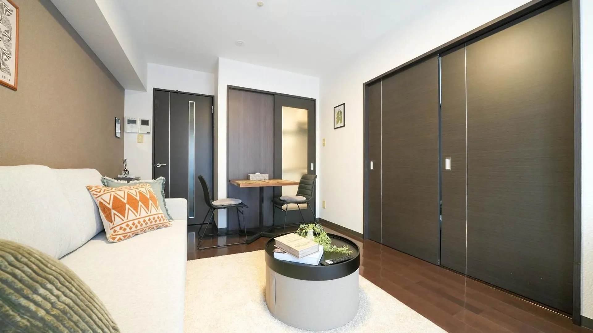 Sun Court Odori Inn 札幌市 アパート